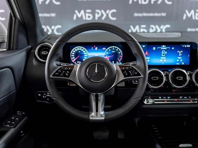 Mercedes-Benz GLA Белый Non metallic фото 15