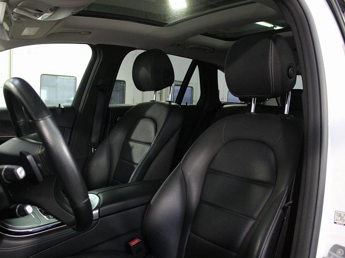 Mercedes-Benz GLC 2018 250 2.0 AT 4Matic (211 л.с.) фото 11