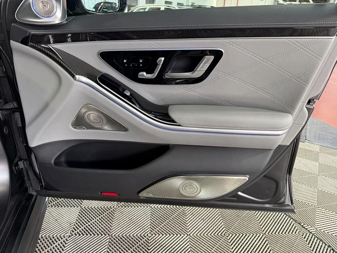 Mercedes-Benz S-Класс AMG 2024 4.0hyb AT 4Matic (802 л.с.) фото 27
