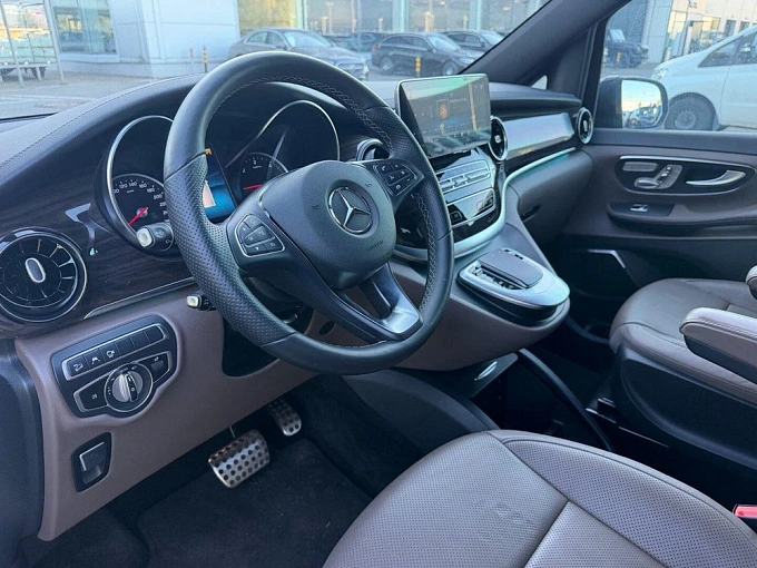 Mercedes-Benz V-Класс 2021 250 2.1d AT 4Matic Extra Long (190 л.с.) фото 2
