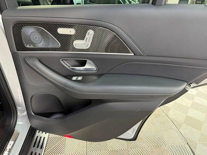 Mercedes-Benz GLE AMG 2025 63s AMG 4.0 AT 4Matic (612 л.с.) фото 28