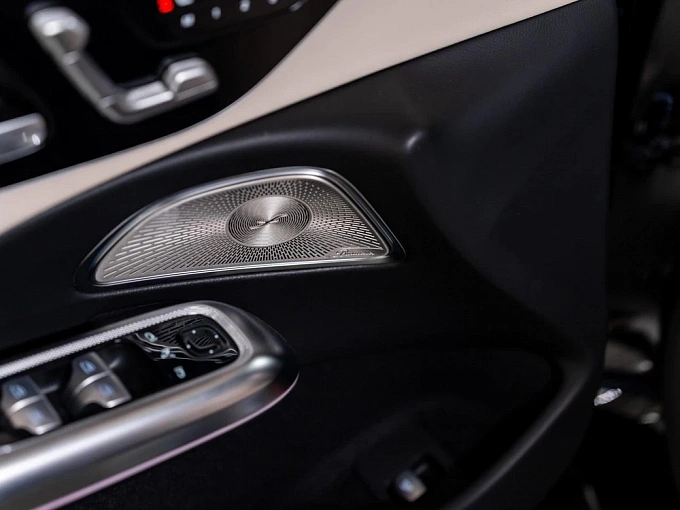 Mercedes-Benz E-Класс Черный Non metallic фото 16