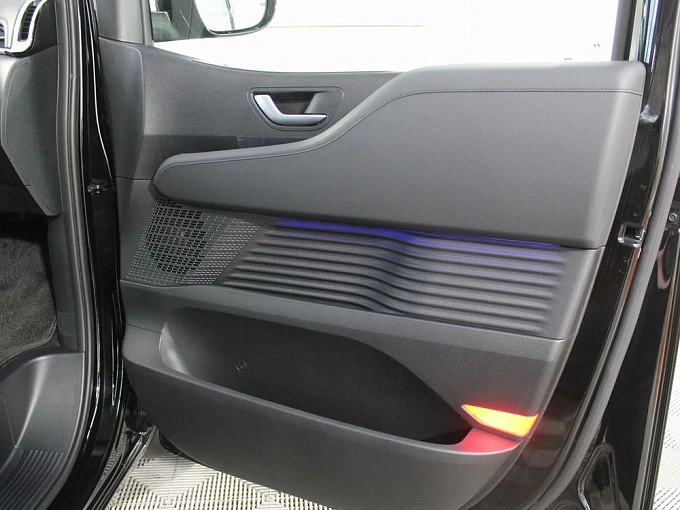 Hyundai Staria 2025 2.2d AT 4WD (177 л.с.) фото 28