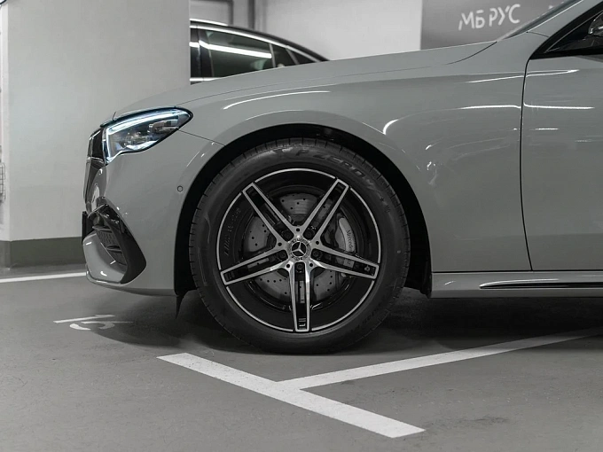 Mercedes-Benz E-Класс Серый Non metallic фото 9