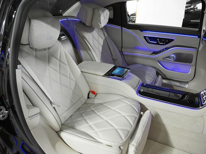 Mercedes-Benz Maybach S-Класс Черный Non metallic фото 11