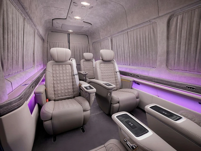 Mercedes-Benz Sprinter Черный Non metallic фото 15