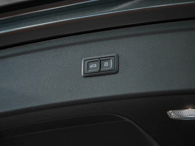 Audi SQ5 2017 3.0 AT 4WD (354 л.с.) фото 31
