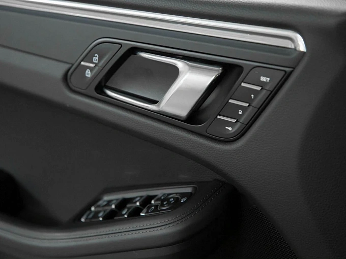 Porsche Macan 2025 2.0 AMT 4WD (265 л.с.) фото 14