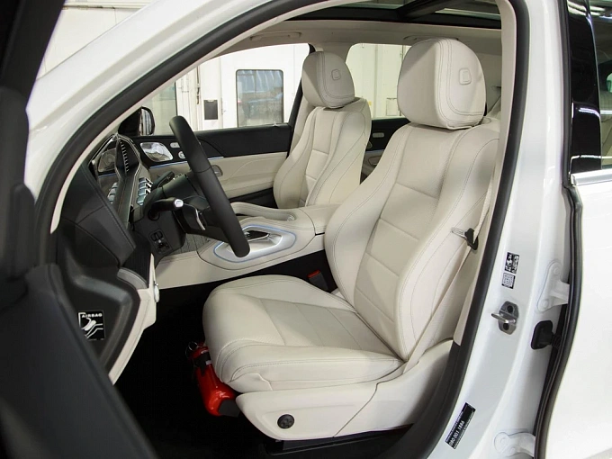Mercedes-Benz GLE Белый Non metallic фото 13