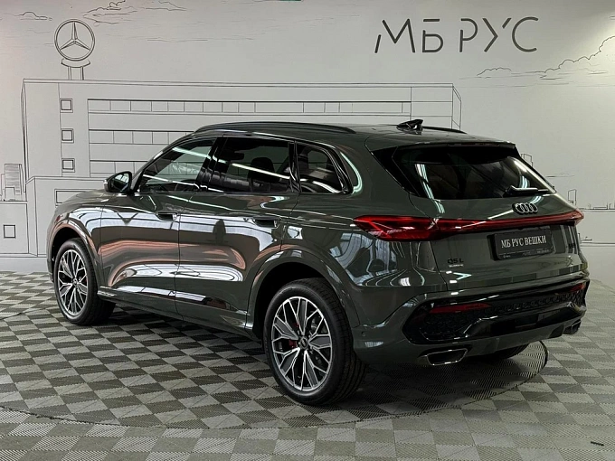 Audi Q5 Зеленый Non metallic фото 4