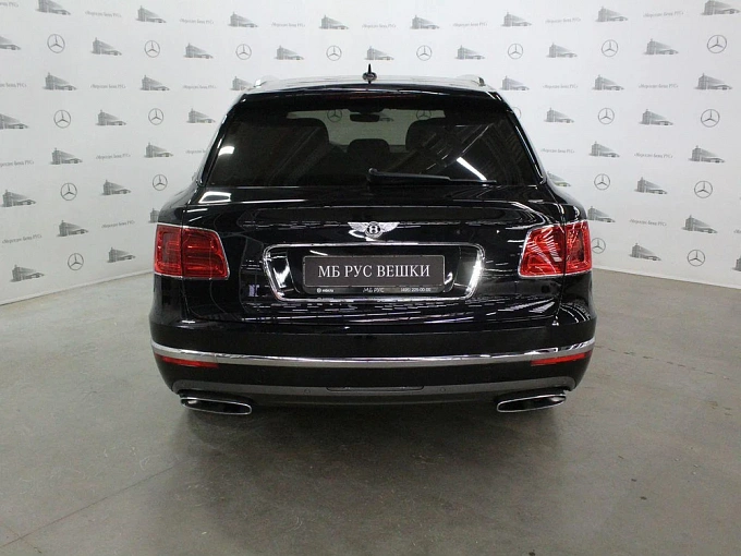 Bentley Bentayga 2017 6.0 AT 4WD (608 л.с.) фото 8