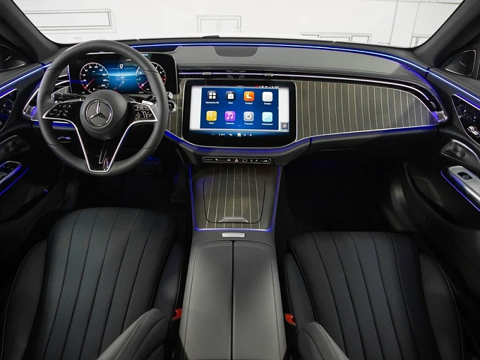 Mercedes-Benz E-Класс Белый Non metallic фото 9