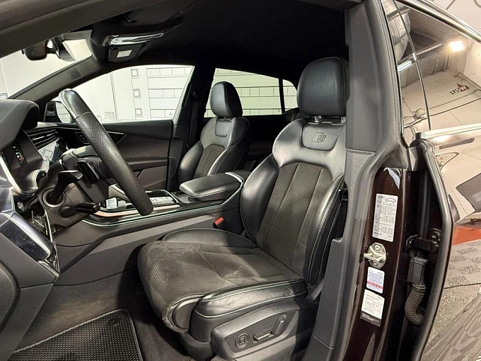 Audi Q8 2020 3.0d AT 4WD (249 л.с.) фото 12