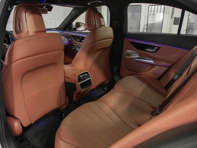 Mercedes-Benz E-Класс Белый Non metallic фото 13