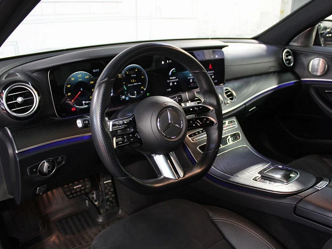 Mercedes-Benz E-Класс 2021 200 2.0 AT 4Matic (197 л.с.) фото 10