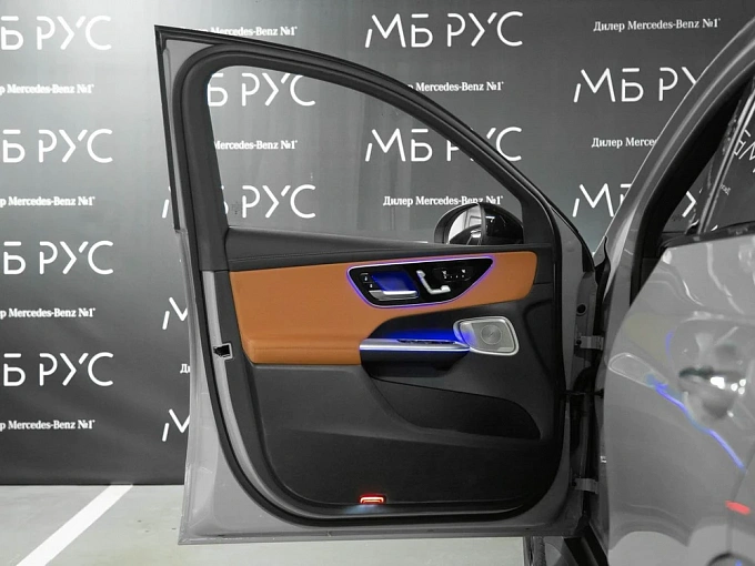 Mercedes-Benz GLC Серый Non metallic фото 13