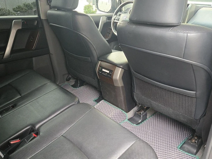 Toyota Land Cruiser Prado 2013 4.0 AT 4WD (282 л.с.) фото 5