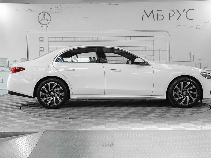 Mercedes-Benz E-Класс Белый Non metallic фото 7
