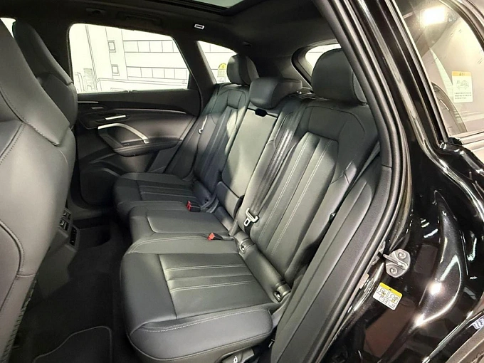 Audi Q5 2026 2.0d AMT 4WD (204 л.с.) фото 14