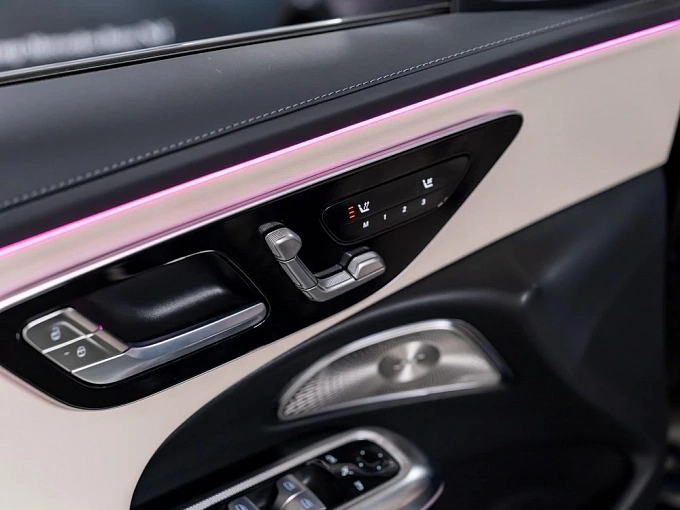 Mercedes-Benz E-Класс Черный Non metallic фото 14
