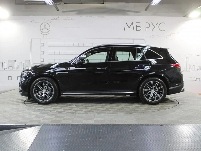 Mercedes-Benz GLC AMG Черный Non metallic фото 3