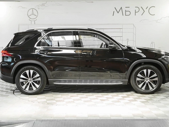 Mercedes-Benz GLE Черный Non metallic фото 36