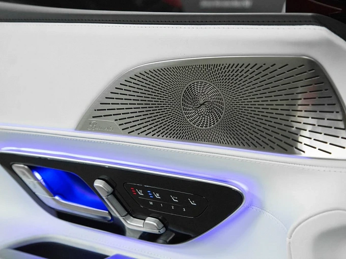 Mercedes-Benz Maybach SL Красный Non metallic фото 24