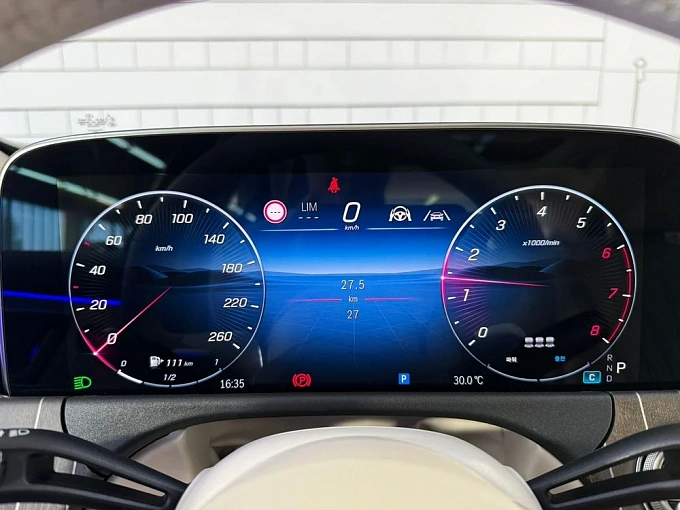 Mercedes-Benz E-Класс Черный Non metallic фото 24