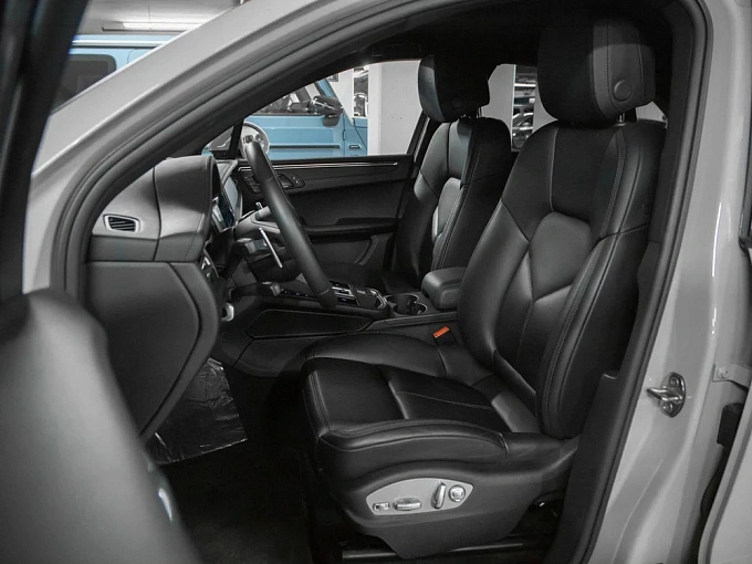 Porsche Macan 2025 2.0 AMT 4WD (265 л.с.) фото 8