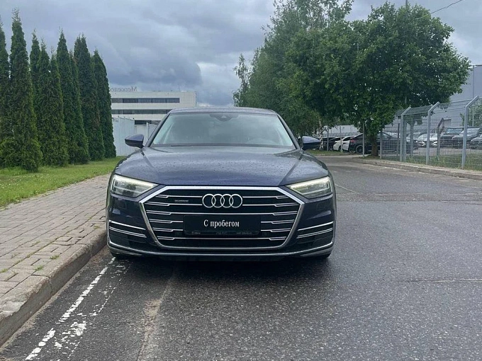 Audi A8 2018 3.0 AT 4WD (340 л.с.) фото 9