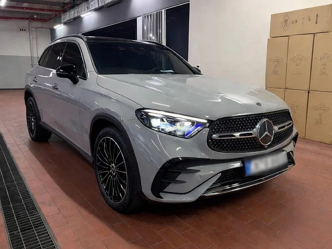 Mercedes-Benz GLC Серый Non metallic фото 1