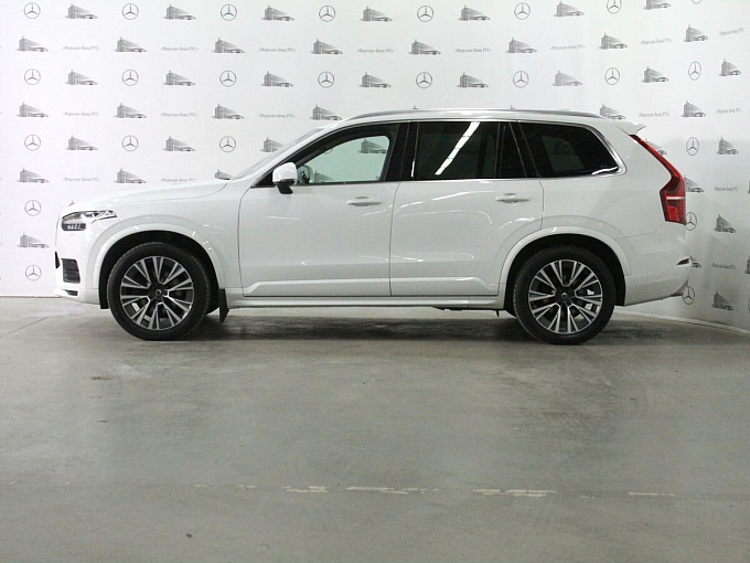 Volvo XC90 2020 2.0 AT 4WD (5 мест) (249 л.с.) Белый 68145993 фото 3