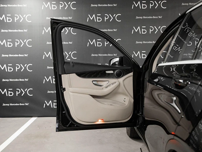 Mercedes-Benz GLC 2021 200 2.0 AT 4Matic (197 л.с.) фото 11