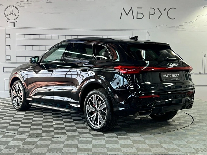 Audi Q5 Черный Non metallic фото 4