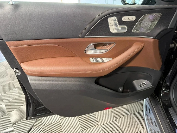 Mercedes-Benz GLE Черный Non metallic фото 22