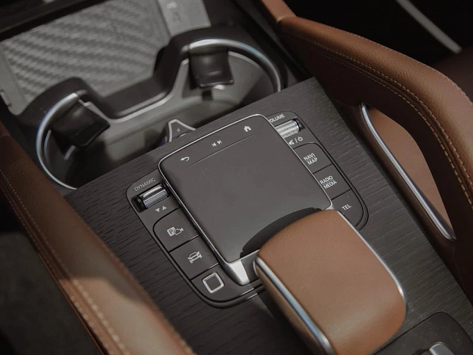 Mercedes-Benz GLE Белый Non metallic фото 27