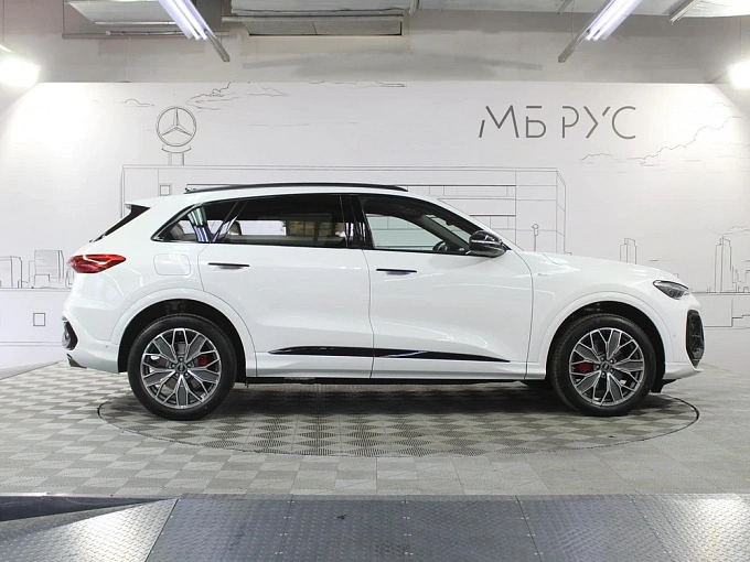 Audi Q5 Белый Non metallic фото 7
