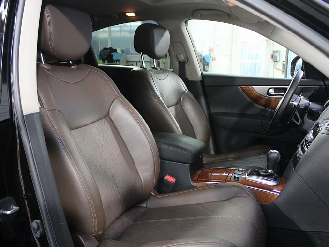 Infiniti QX70 2016 3.7 AT 4WD (333 л.с.) фото 13