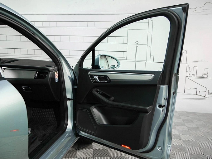 Porsche Macan 2020 2.0 AMT 4WD (252 л.с.) фото 30