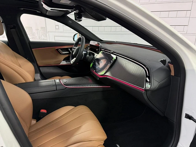 Mercedes-Benz E-Класс Белый Non metallic фото 11