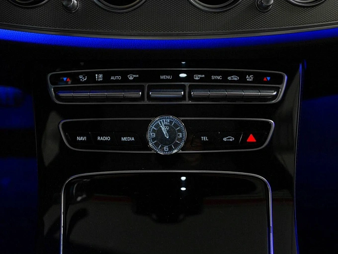 Mercedes-Benz E-Класс 2016 200 2.0 AT (184 л.с.) фото 25