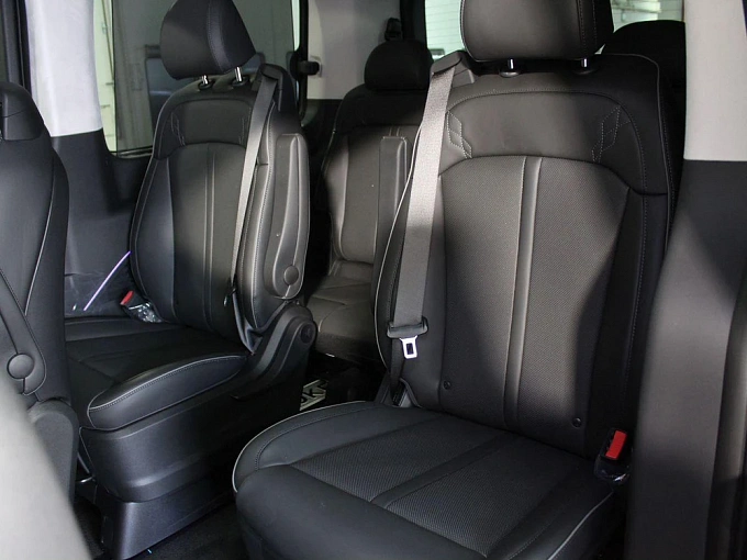 Hyundai Staria 2025 2.2d AT 4WD (177 л.с.) фото 14