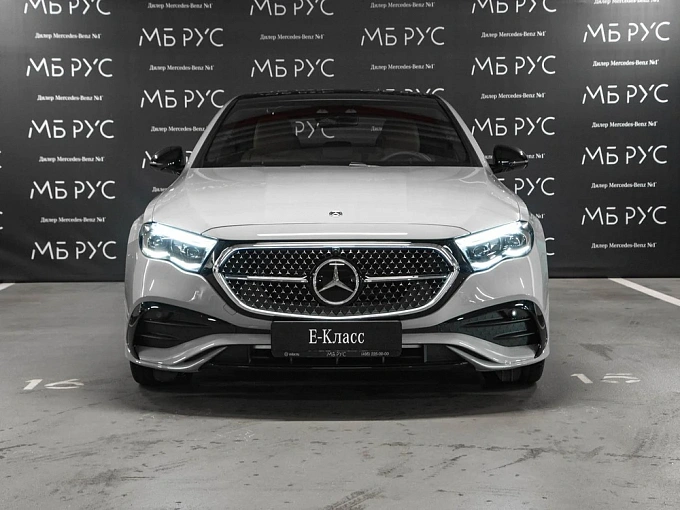Mercedes-Benz E-Класс Серый Non metallic фото 2