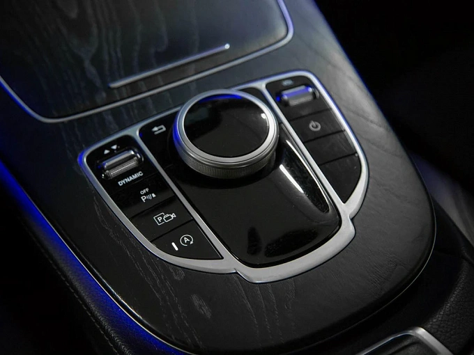 Mercedes-Benz E-Класс 2017 200 2.0 AT 4Matic (184 л.с.) фото 21