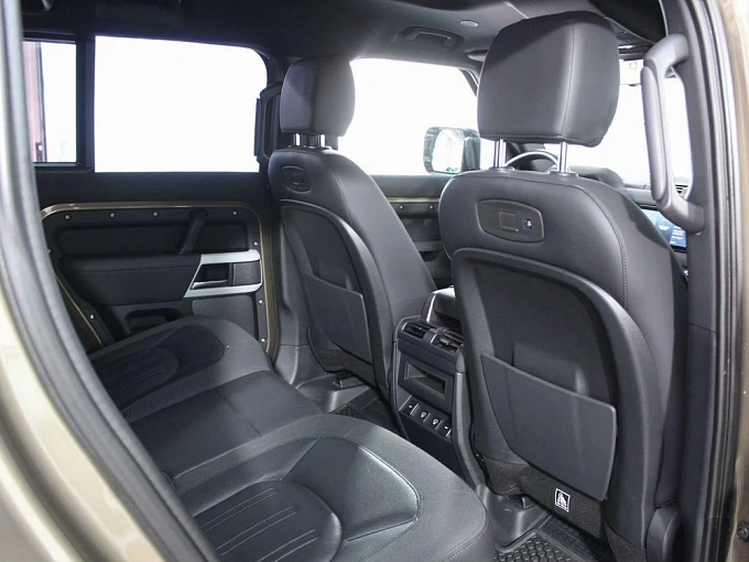 Land Rover Defender 2021 2.0d AT 4WD (200 л.с.) фото 12