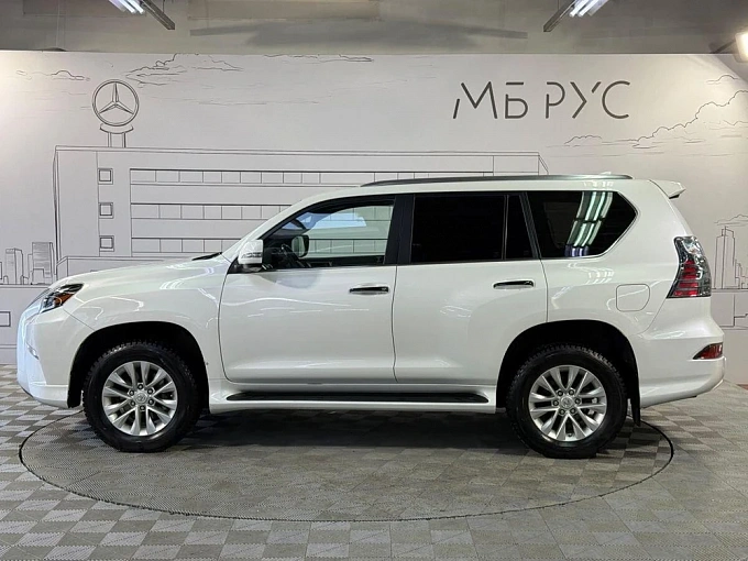 Lexus GX 2021 4.6 AT 4WD (296 л.с.) фото 3