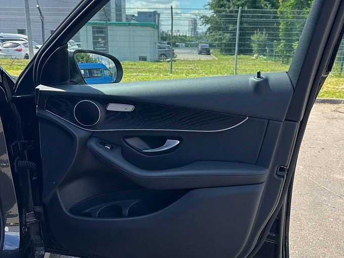 Mercedes-Benz GLC 2019 200 2.0 AT 4Matic (197 л.с.) фото 24