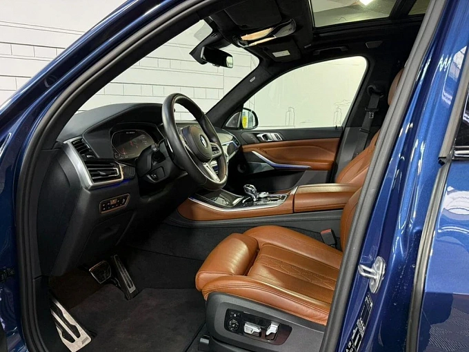 BMW X5 2020 3.0d AT 4WD (400 л.с.) фото 11
