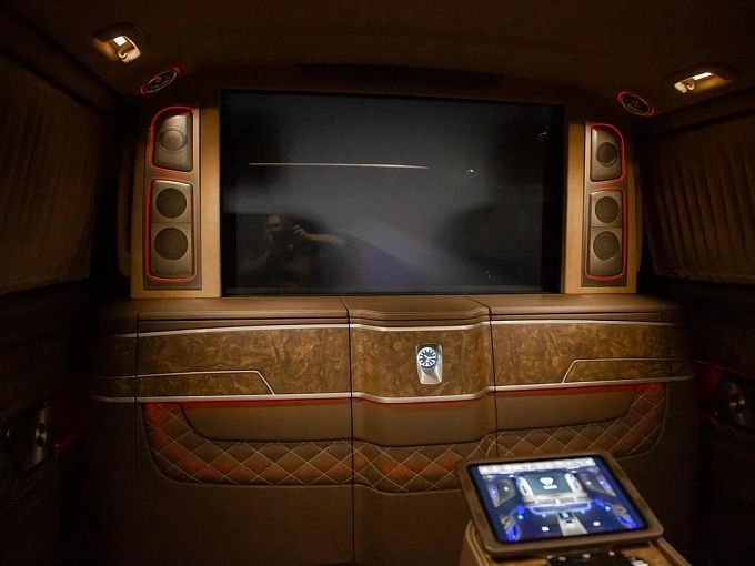 Mercedes-Benz V-Класс Черный Non metallic фото 3
