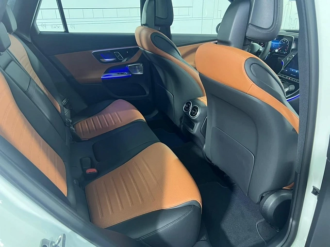 Mercedes-Benz GLC Белый Non metallic фото 14
